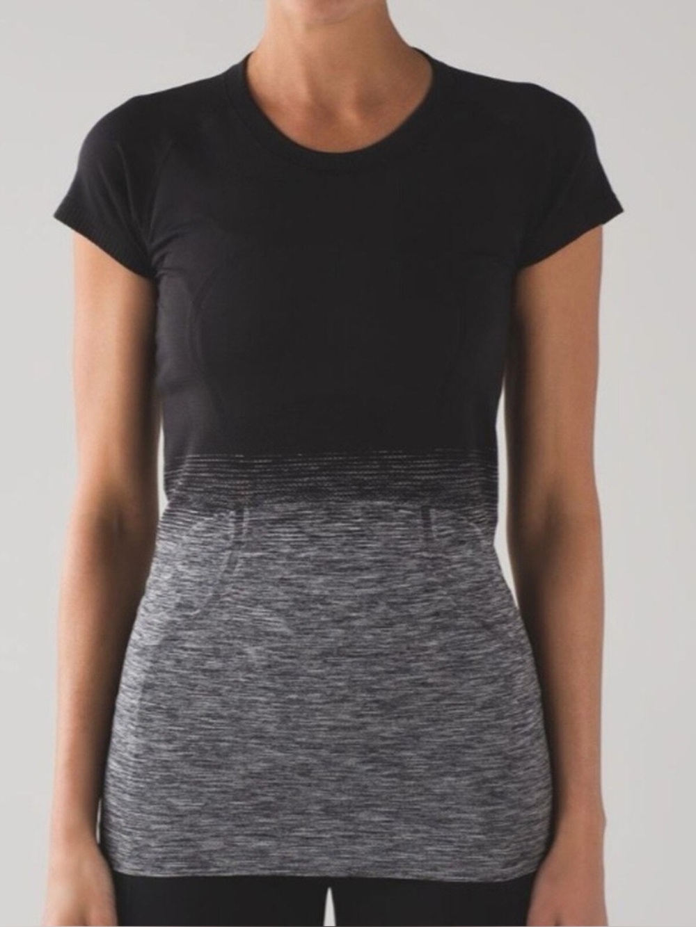 Lululemon Swiftly Tech Short Sleeve Shirt Size 6